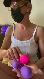 Momomumu — Cam4 stream photo (May 2026)