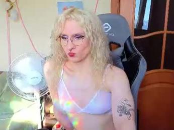 lori_myaf — Chaturbate stream photo (Jul 2026)