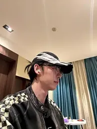 1a1a1alll — Stripchat stream photo (Apr 2026)