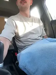 taallguyy_196 — Stripchat stream photo (Apr 2026)