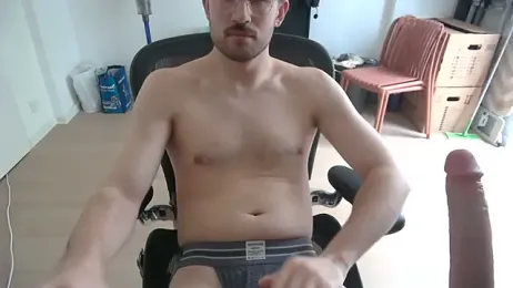 taallguyy_196 — Stripchat stream photo (Apr 2026)