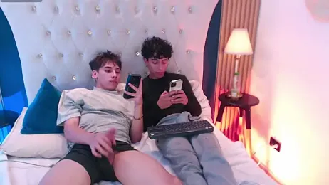 Aiden_Rivers_ — webcam model online on stripchat