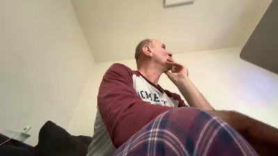 bordy200 — webcam model online on cam4