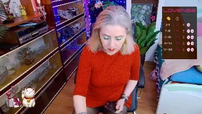 Delicecatmyau — Cam4 stream photo (Apr 2026)