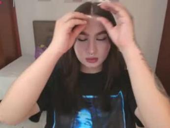 miley_baker — webcam model online on chaturbate