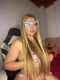 Alma_Andrade — stripchat