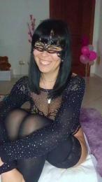 Adelaide986 — webcam model online on cam4