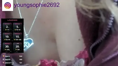 YoungSophie — Stripchat stream photo (Apr 2026)