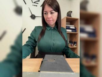 ANNA_Fox — webcam model online on bongacams