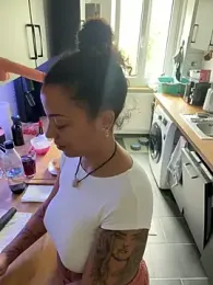 SweetPetiteNoir — stripchat
