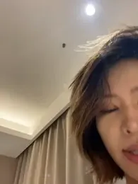 Sunflower-77 — Stripchat stream photo (Sep 2026)