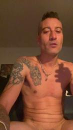 ilchina — webcam model online on cam4
