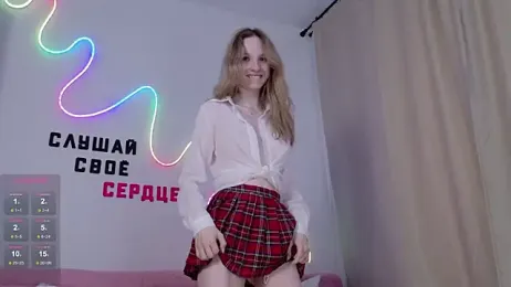 b4by_Emilia — stripchat