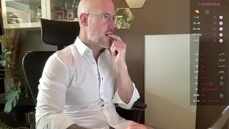 the_new_fit_rubinho — webcam model online on stripchat