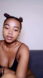 Elysca — Cam4 stream photo (Apr 2026)