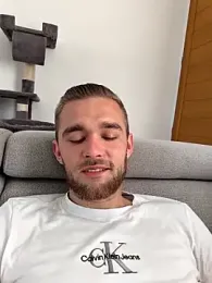 Benjamiinlt — Stripchat stream photo (Apr 2026)