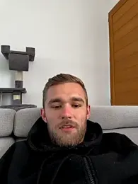 Benjamiinlt — Stripchat stream photo (Apr 2026)