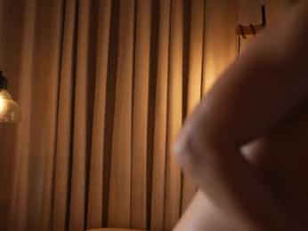 emyii — webcam model online on chaturbate