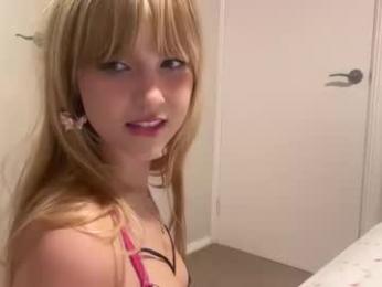 kittengirlxo — webcam model online on chaturbate