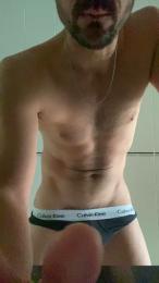 sexyfriskis — webcam model online on cam4