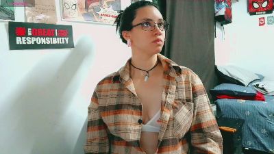 manu_joce — webcam model online on cam4