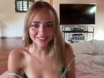 honeyyy95 — webcam model online on chaturbate