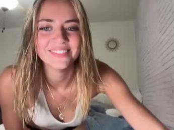 honeyyy95 — webcam model online on chaturbate