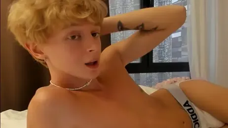 angelAndyy — Stripchat stream photo (Apr 2026)