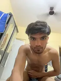 addym69 — webcam model online on stripchat