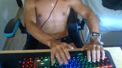 Pamplino94 — webcam model online on cam4