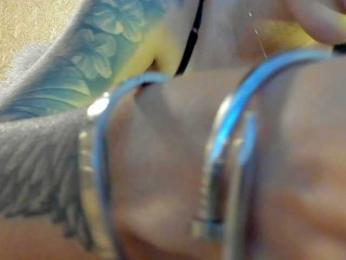 LovellyEmma — webcam model online on bongacams