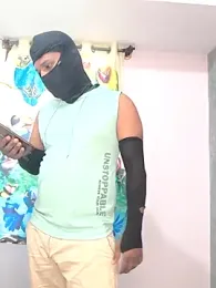 Family02 — webcam model online on stripchat