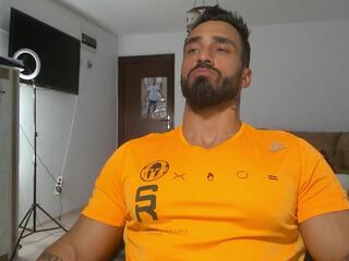 Ian Hunk — Flirt4free stream photo (Apr 2026)