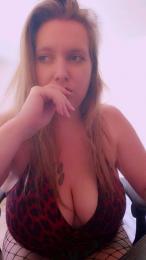 QueenHeart18 — Cam4 stream photo (Apr 2026)