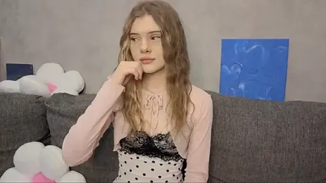 CarolinePepper — Stripchat stream photo (Sep 2026)