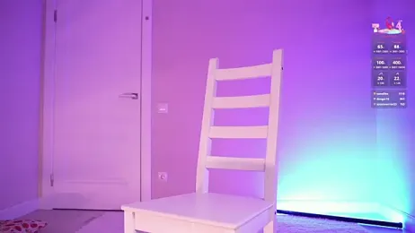 Miablueye — webcam model online on stripchat