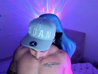 Iron Coleman — webcam model online on flirt4free