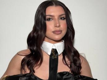 MauraHiteman — webcam model online on livejasmin