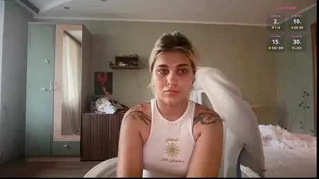 mxHazy — webcam model online on stripchat