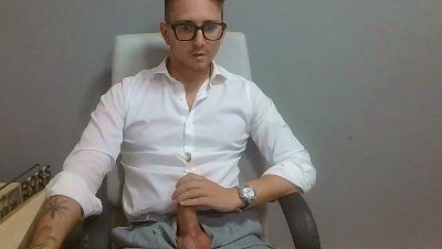 masterboss_ — webcam model online on cam4