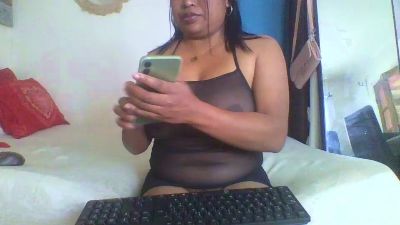 saphir_hot69 — Cam4 stream photo (Sep 2026)