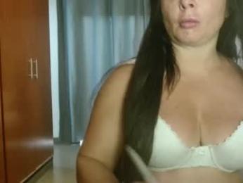 hot_wiffe — Chaturbate stream photo (Apr 2026)