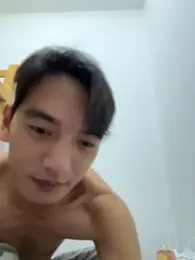 XHR2 — webcam model online on stripchat