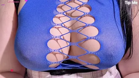 donghuangtaiyi--- — webcam model online on stripchat