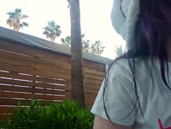 crimsonkitten — Chaturbate stream photo (Apr 2026)