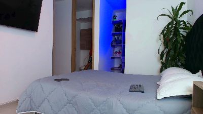 two_sinzXX — Cam4 stream photo (Apr 2026)