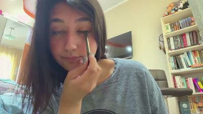YingPopichak — webcam model online on cam4