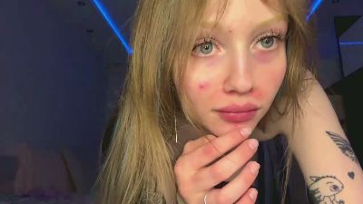 EdwinaClose — Cam4 stream photo (Jun 2026)