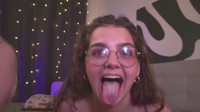 AzzieTheriault — Cam4 stream photo (Jun 2026)