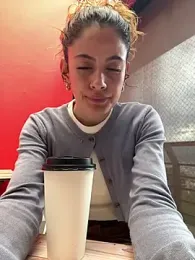 alana15 — webcam model online on stripchat